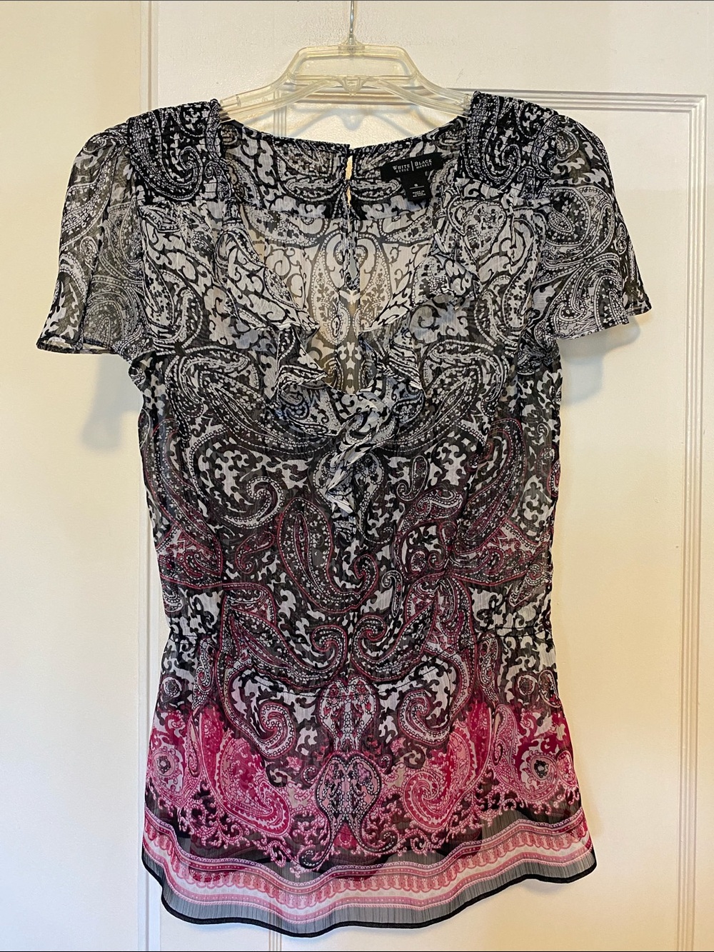 🎀 5/$20 🎀 WHBM semi sheer print top size small